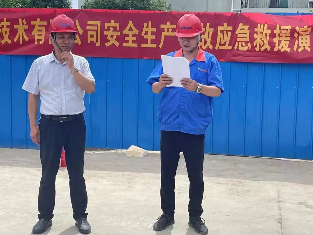 指揮長端義金（左）、副指揮長楊祥仁（右）